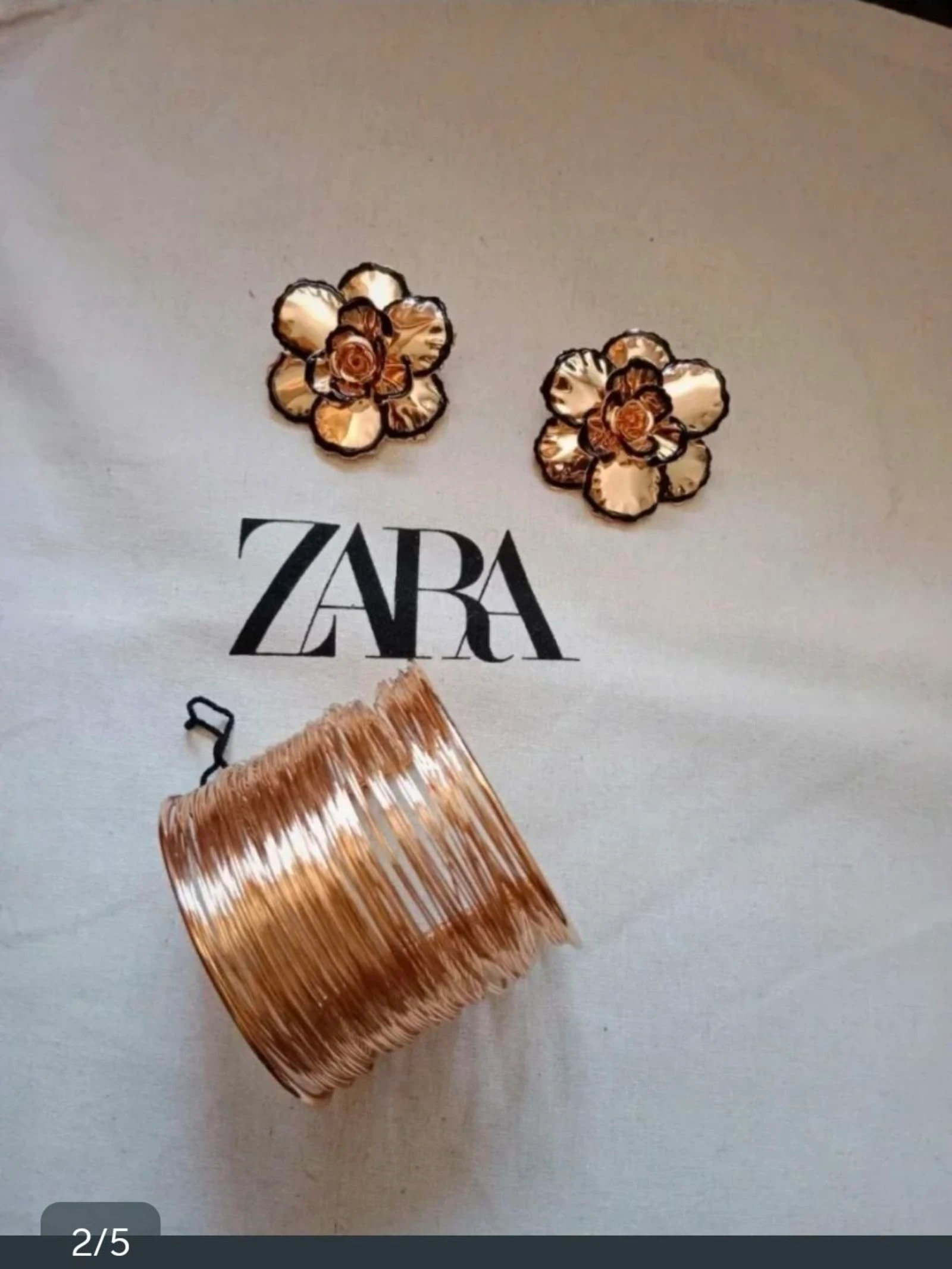 Jogo de pulseira e brincos Zara – photo 2